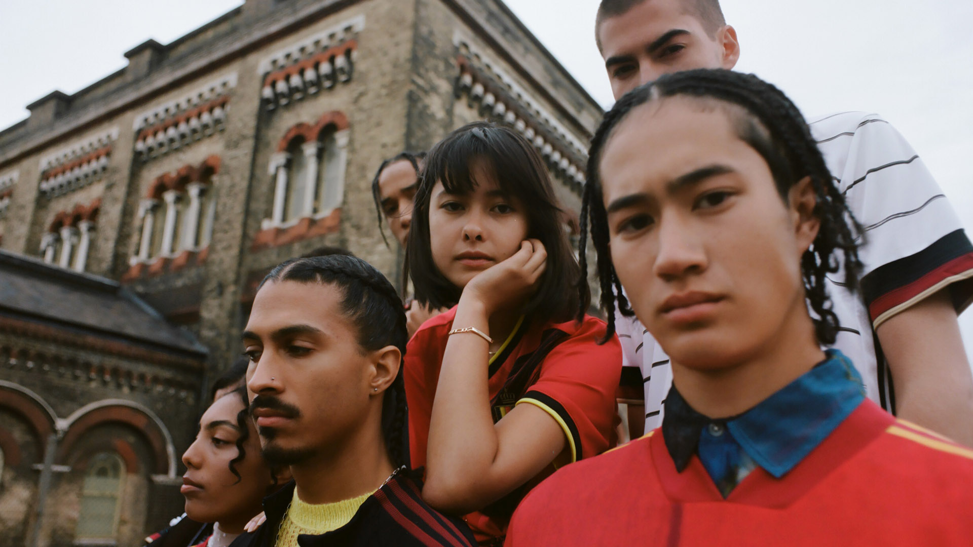 Heimtrikots für die von adidas gesponserten Fußballverbände für die UEFA EURO 2020 (Foto)